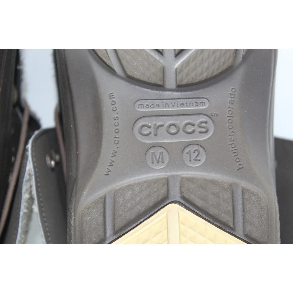 Crocs Blitzen Luxe Convertible Boots Mens Size 9 Brown Faux Fur 201843
